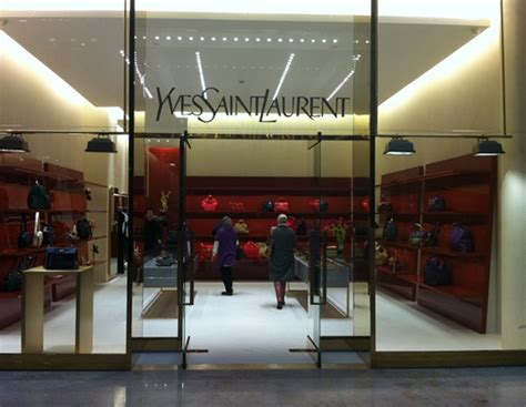 yves saint laurent outlet roermond|roermond fashion stores.